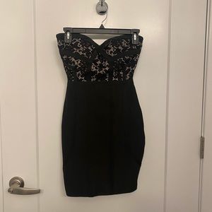 Black bodycon dress